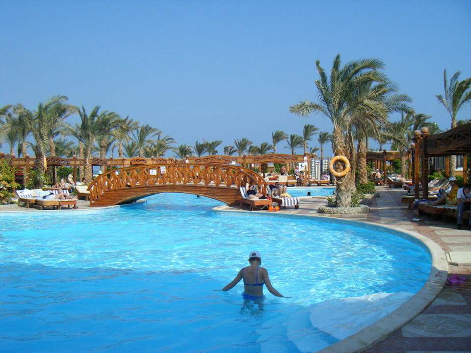 Einer der Pools Riviera Aqua Park Resort