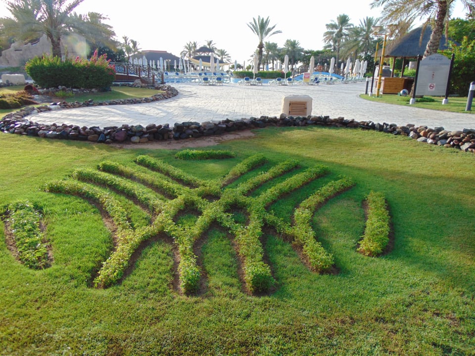Gartenanlage Fujairah Rotana Resort & Spa