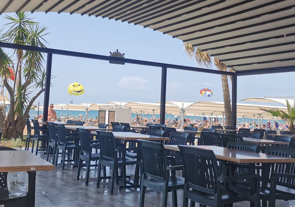 Gastro Side Village Hotel