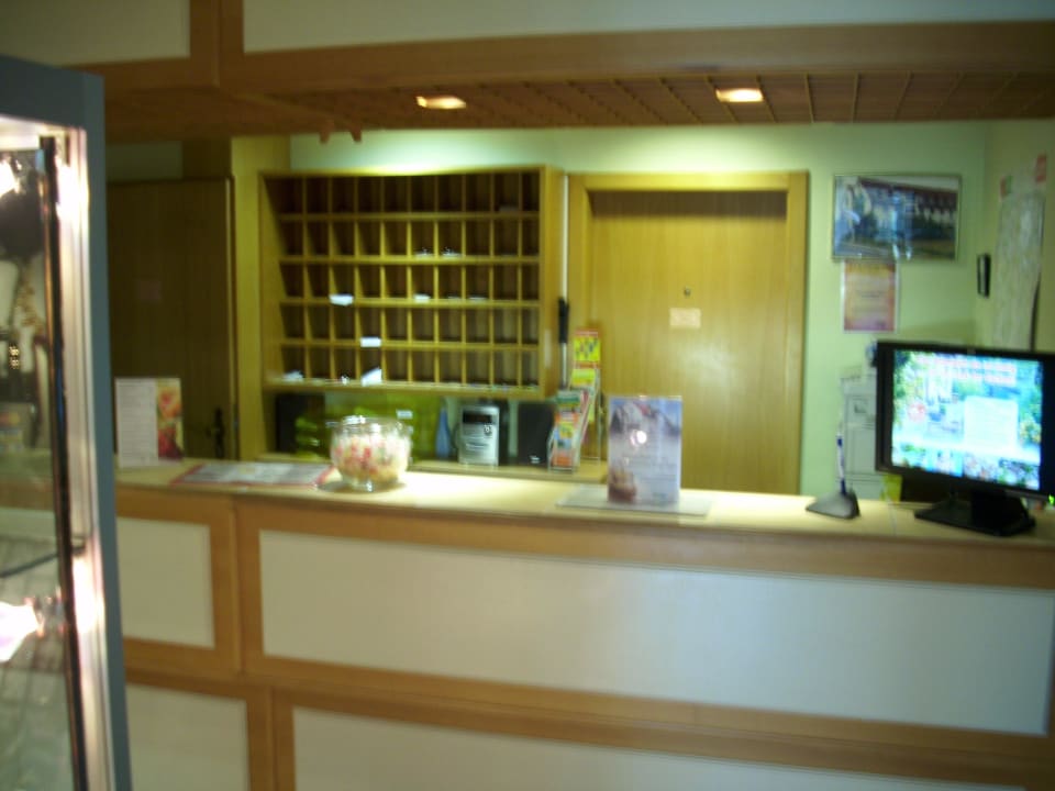 Rezeption Garni Hotel Zwickau-Mosel