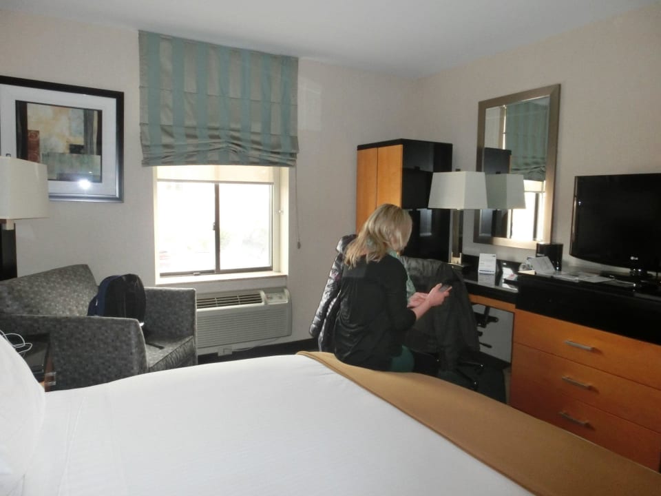 Hotel Holiday Inn Express Kennedy Airport Holiday Inn Express New York JFK Airport Area