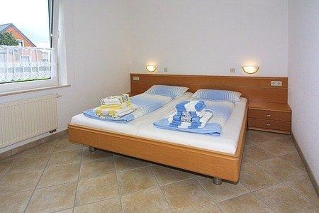 Schlafzimmer 1, Wohnung "unten" Haus Theresa