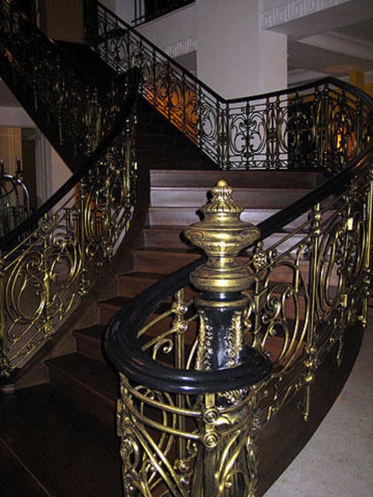 Elegante Treppe Shanghai Mansion Bangkok