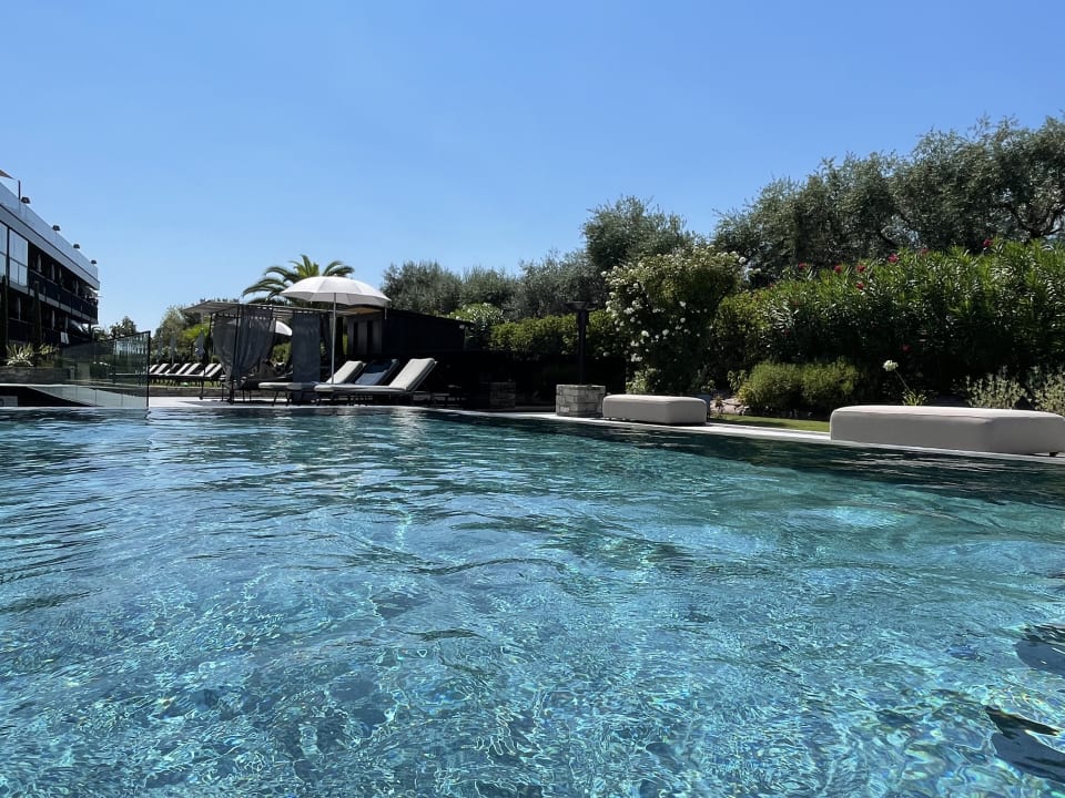 Pool Quellenhof Luxury Resort Lazise