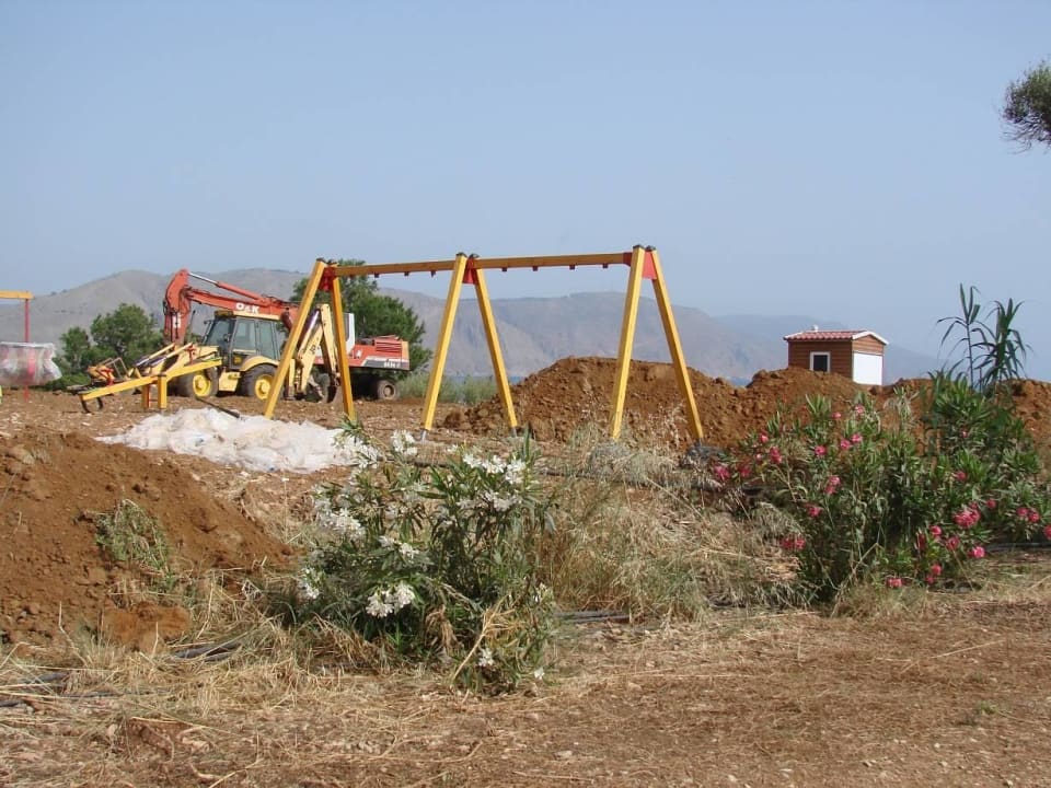 Baustelle am Strand HARPIN Georgioupolis Resort Aquapark & SPA