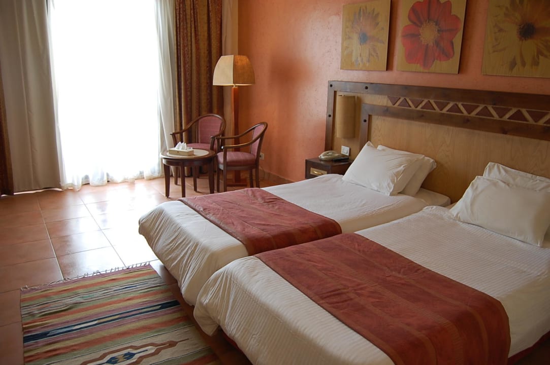 Łóżka Hotel Nubian Village