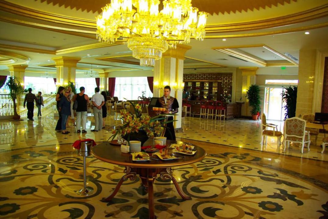 Eingang Diamond Excellence Resort & Spa
