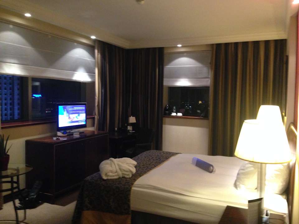 Deluxe King Bed InterContinental Warszawa