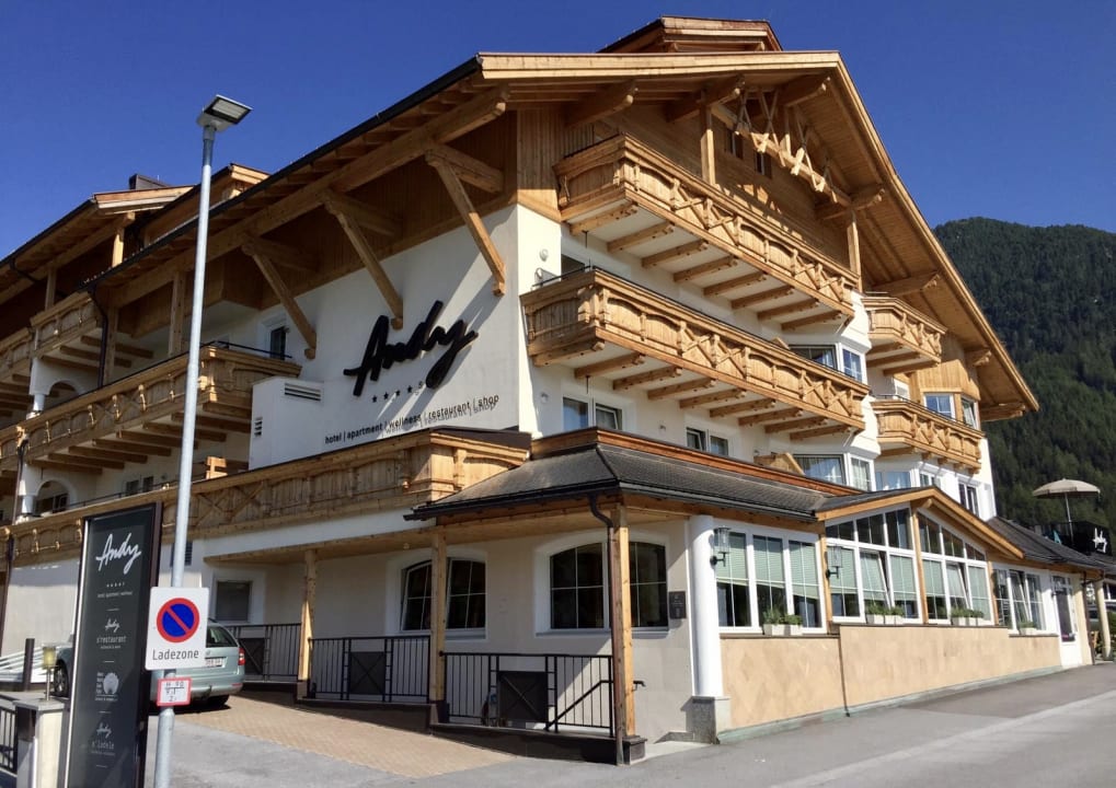 Außenansicht Hotel Andy
