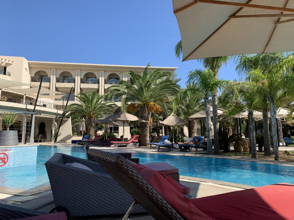 Pool The Russelior Hotel & Spa