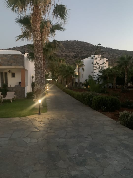 Außenansicht Alexander Beach Hotel & Village Resort