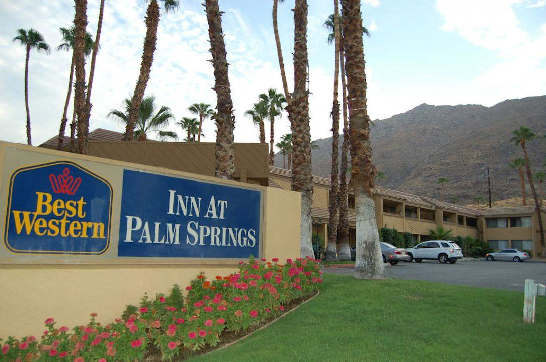 Einfahrt Best Western Inn at Palm Springs Hotel