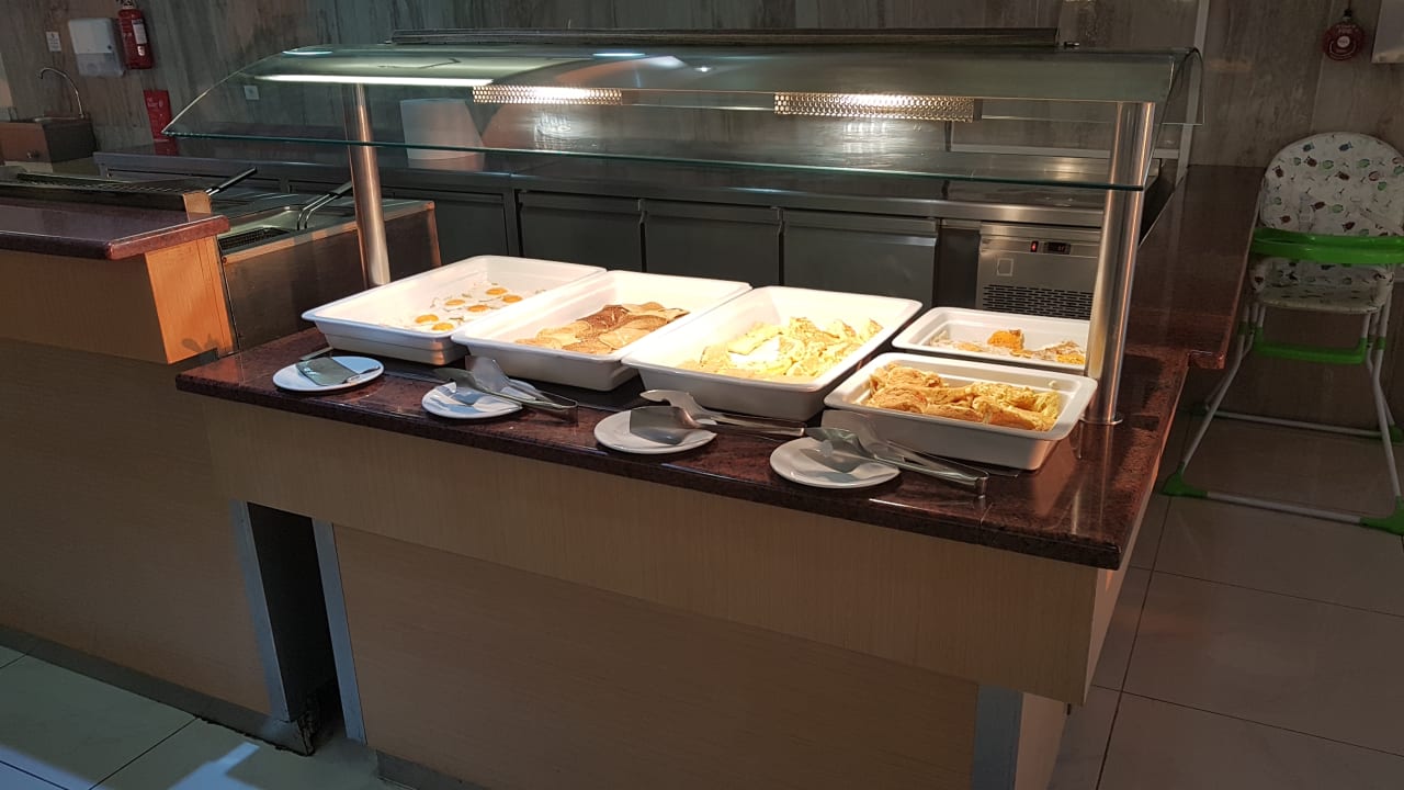 Gastro Grand Blue Beach Hotel