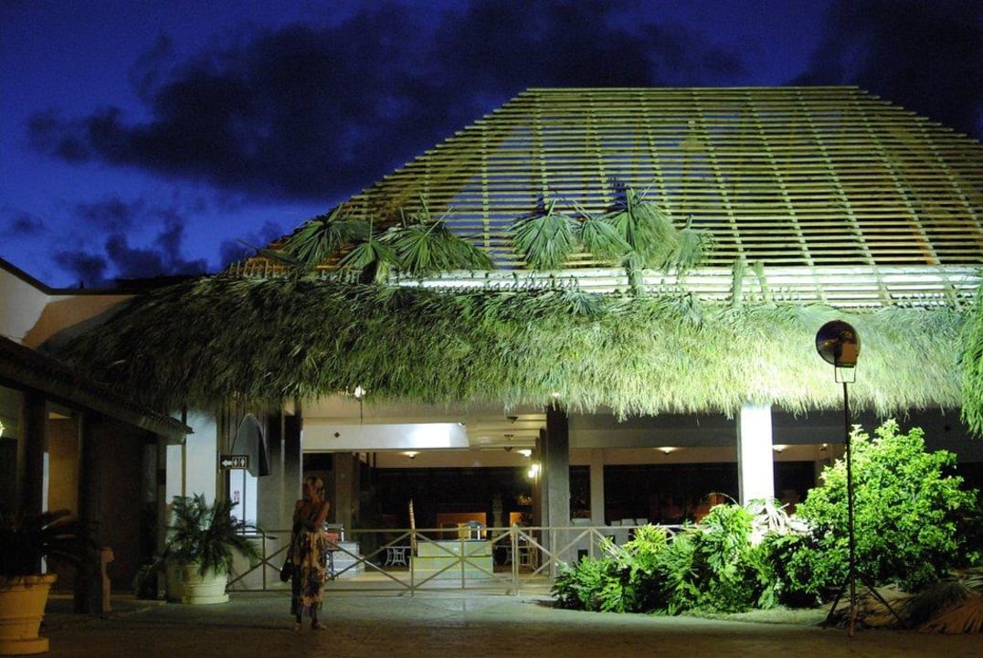 Dachrenovierung Punta Cana Princess All Suites Resort & Spa