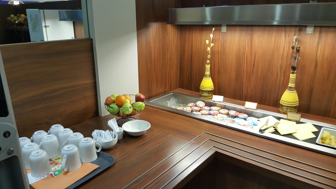 Frühstück  Holiday Inn Express London Croydon