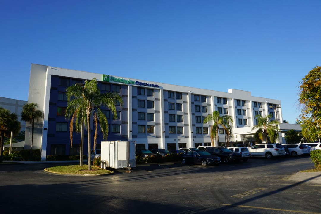 Außenansicht Hotel Holiday Inn Express & Suites Miami-Hialeah