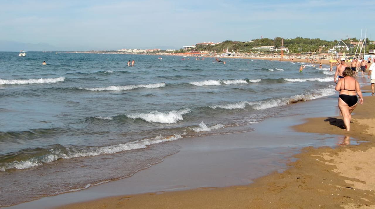 Strand Grand Seker Hotel