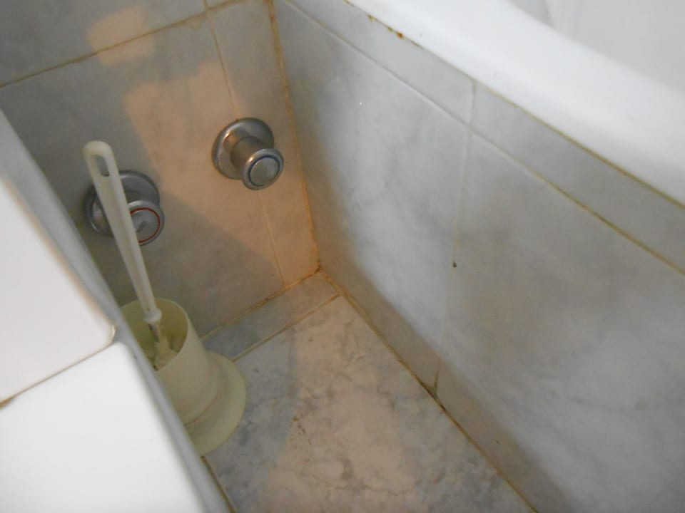 Badezimmer R2 Veronica Beach Hotel