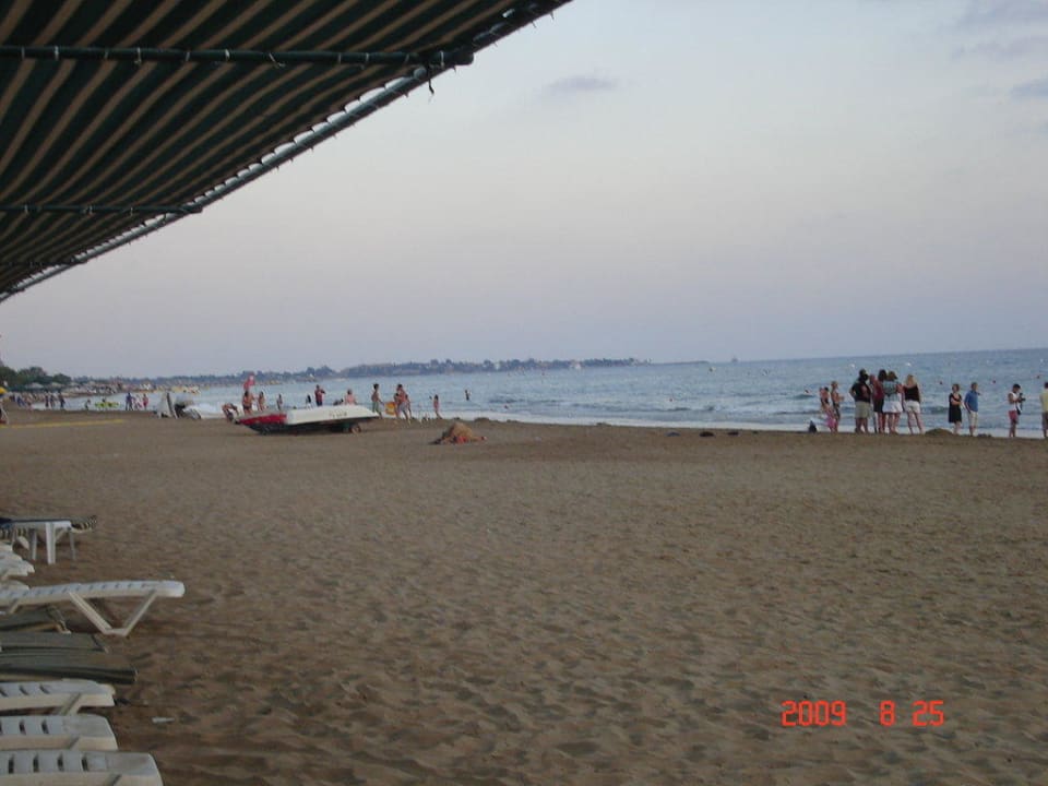 Strand am Abend Hotel Oleander