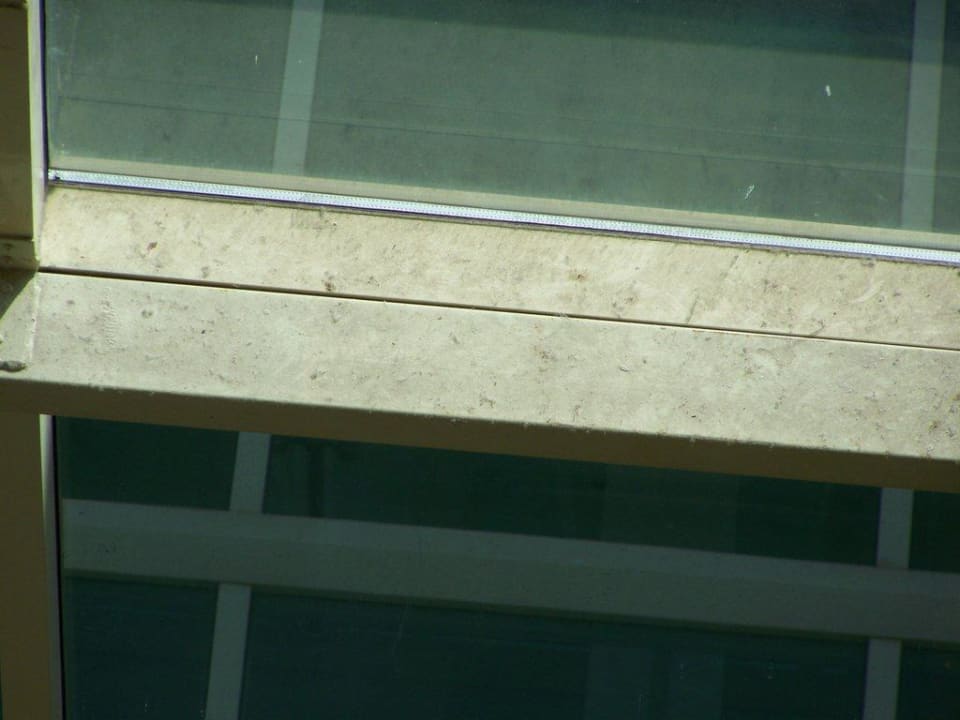 Querbalken der Glasfront Hotel Hedef Resort