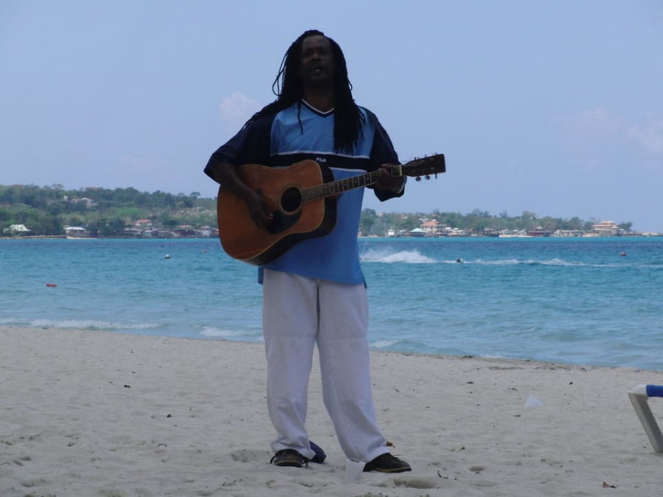 Einer von vielen Bob Marleys Hotel Grand Pineapple Beach Negril