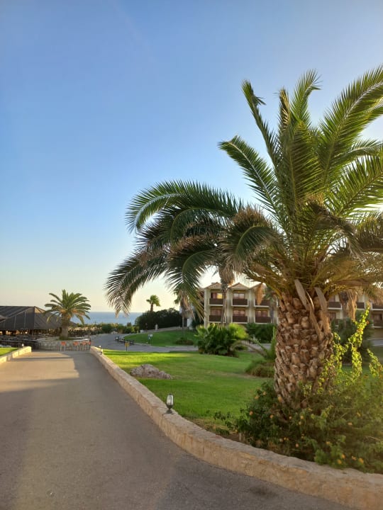 Außenansicht Hotel Kalithea Horizon Royal