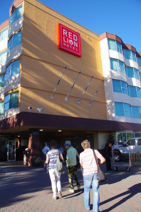 Außenansicht Red Lion Hotel Seattle Airport