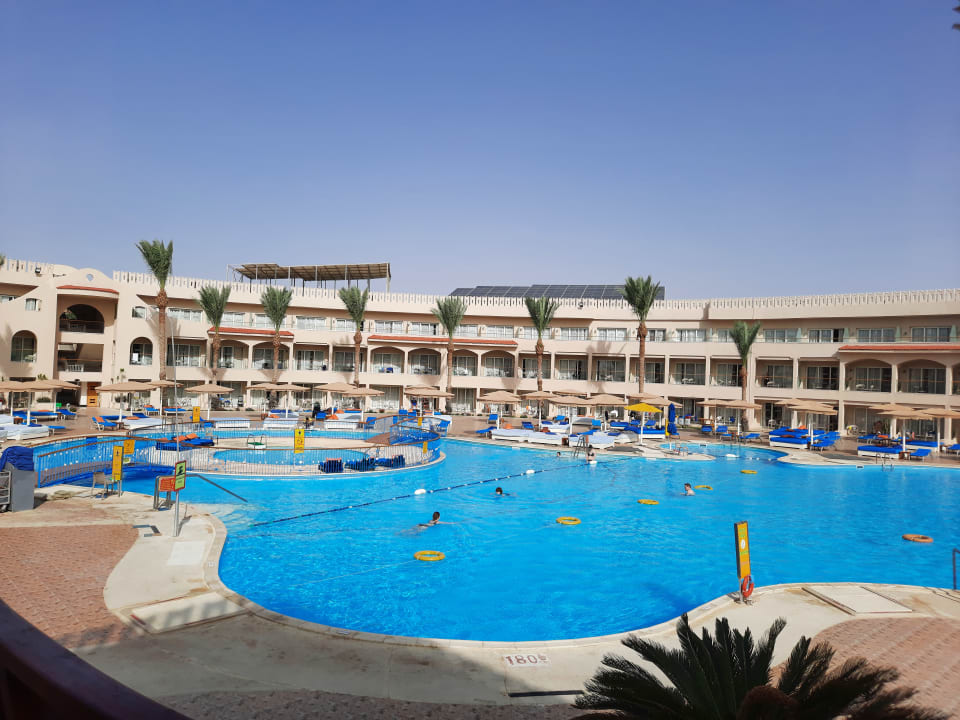 Pool Pickalbatros Royal Moderna Resort-Sharm El Sheikh