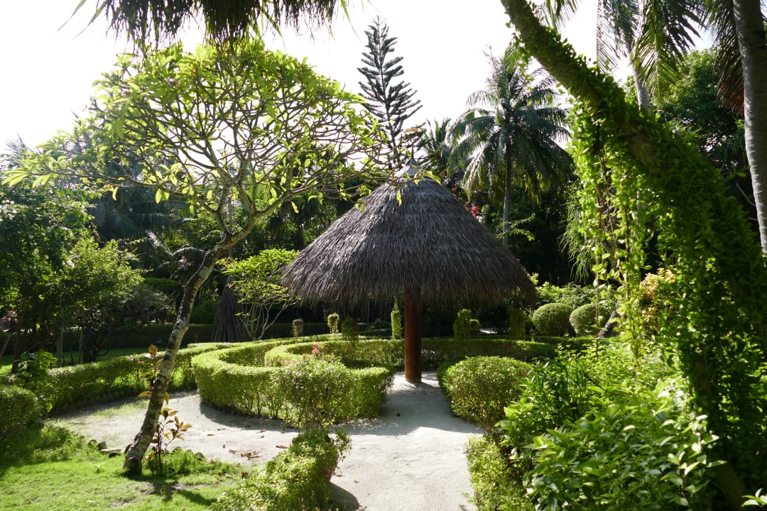 Gartenanlage Adaaran Select Meedhupparu Island Resort - Premium All Inclusive