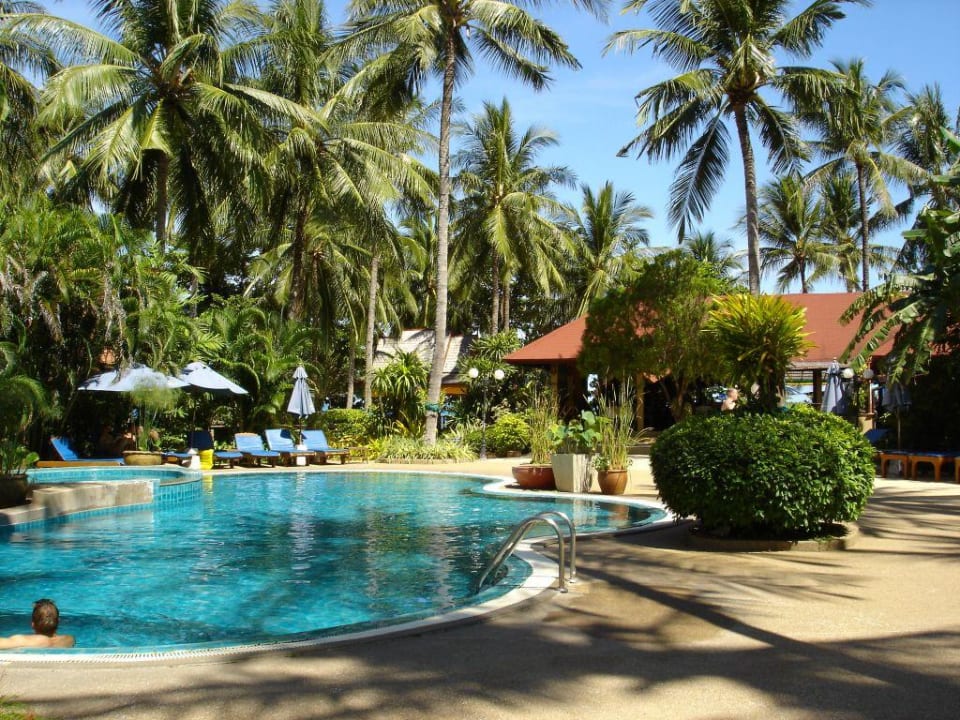 Pool in Strandnähe The Fair House Beach Resort