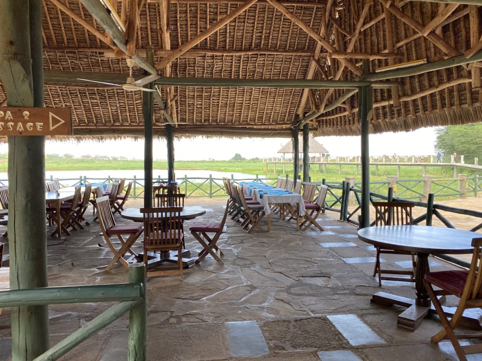 Gastro Voi Wildlife Lodge