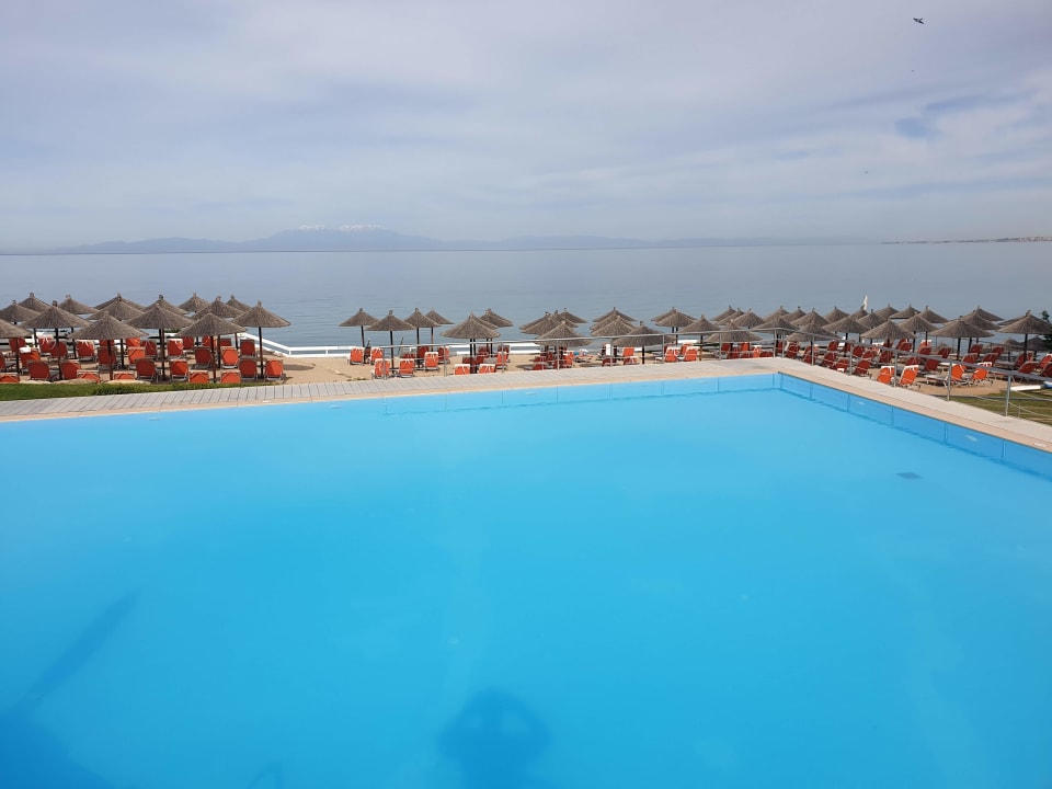 Pool Istion Club & Spa