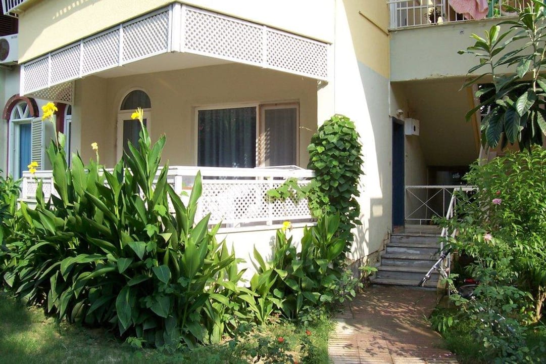 Außenansicht Appartement Hotel Sirma