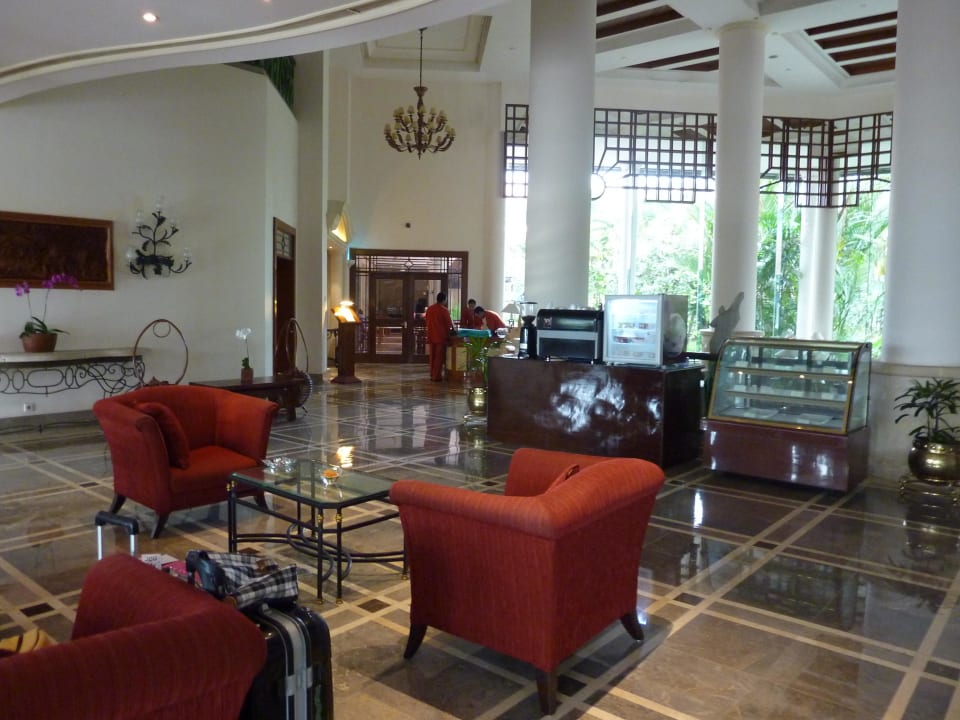 Kleiner Teil der Lobby Melia Purosani Yogyakarta
