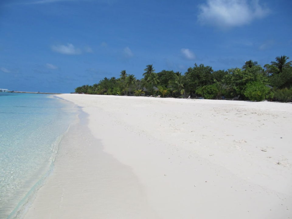 Beach Kuredu Island Resort & Spa