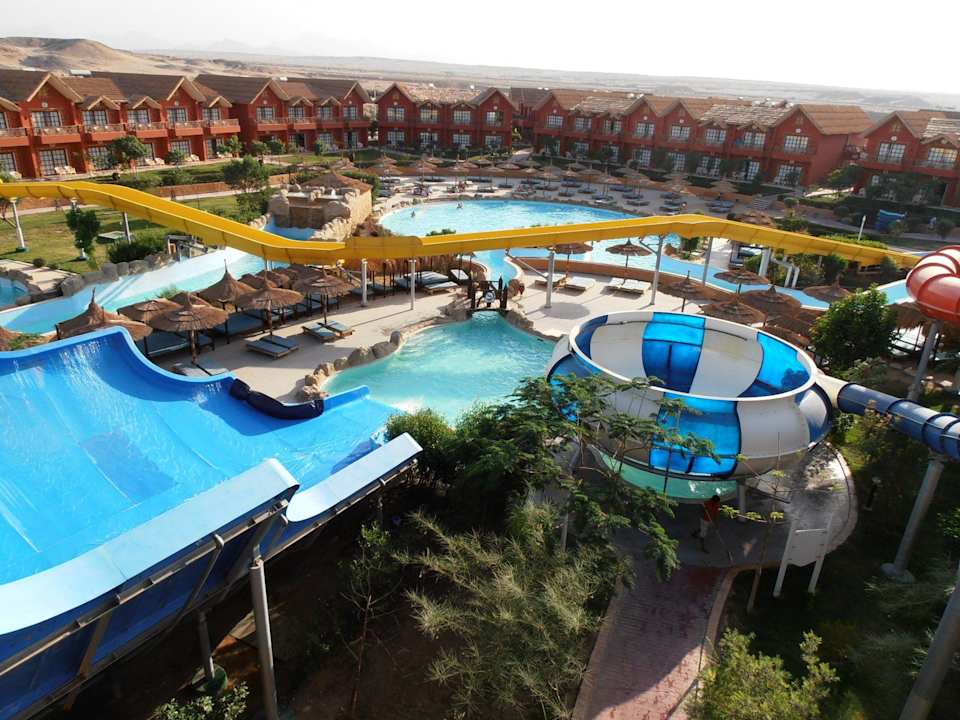 Ausblick von den Rutschen Pickalbatros Jungle Aqua Park Resort - Neverland Hurghada
