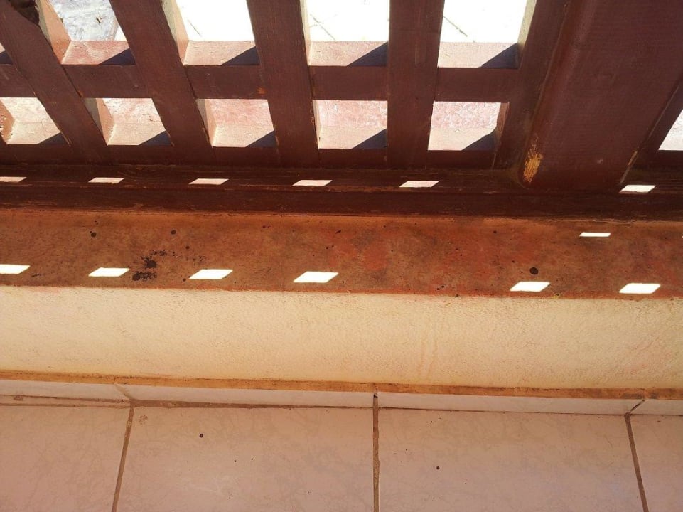Balkon, sehr dreckig Blend Club Aqua Resort