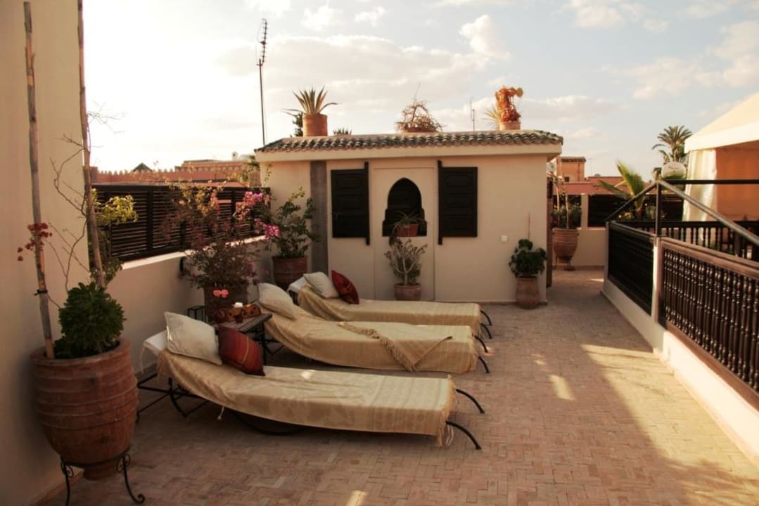 Dachterrasse mit Sonnenliegen Guest House Riad Diana
