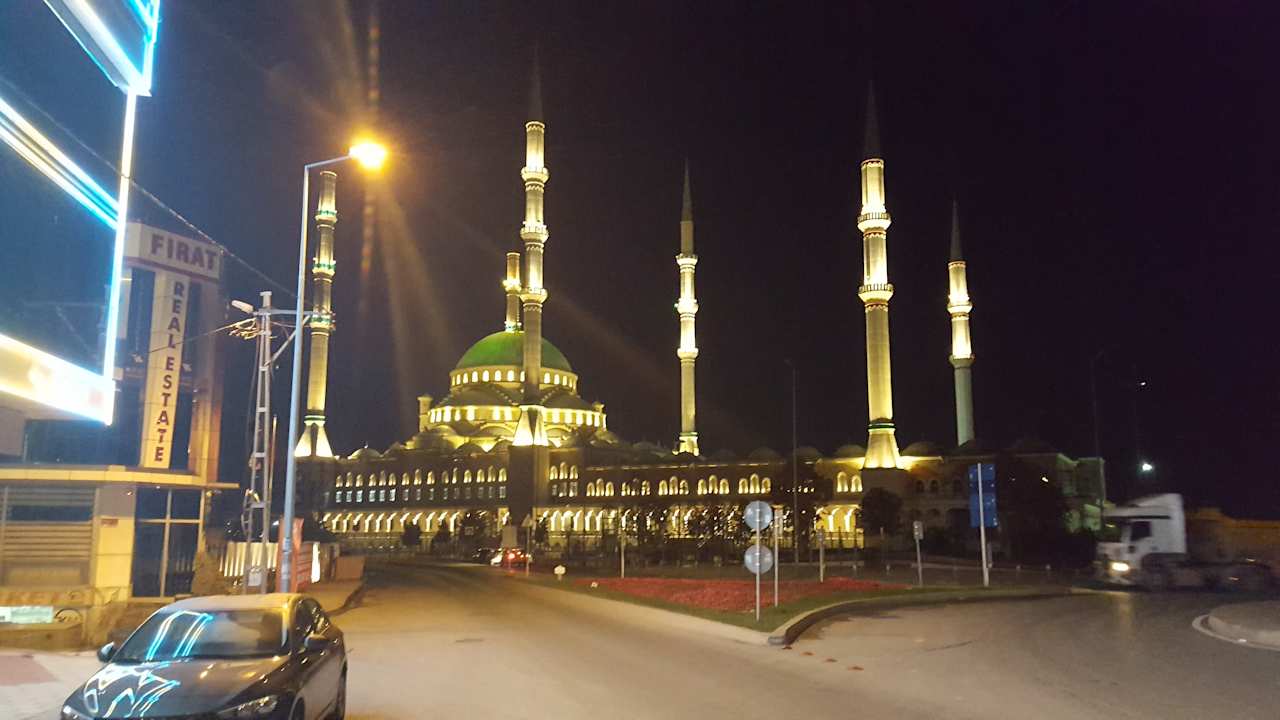 Außenansicht Best Western Premier Hidden Hills Hotel