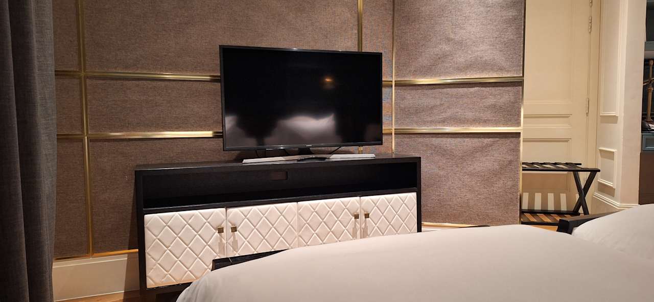 Zimmer Bach Suites Saigon, a Member of Design Hotels