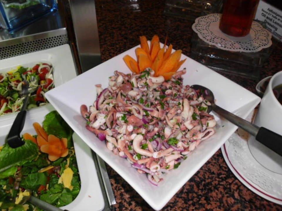 Oktopussalat Constantinou Bros Athena Royal Beach Hotel