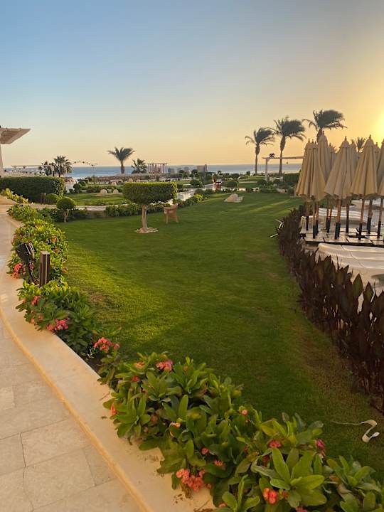 Gartenanlage Gravity Hotel & Aquapark Sahl Hasheesh