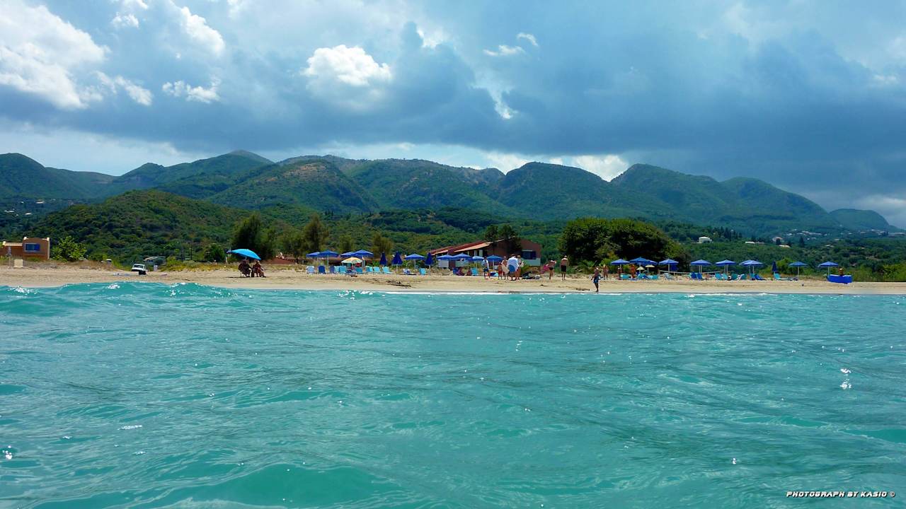 Panorama plaży Gelina Nostos Mare