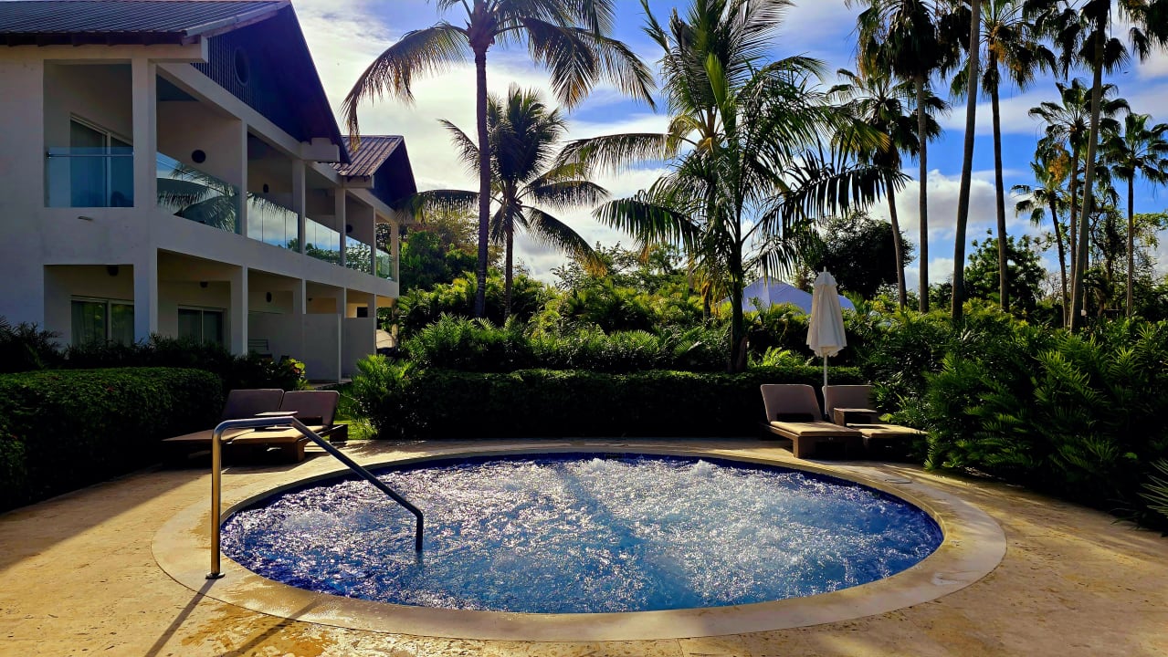 Pool Secrets La Romana Resort & Spa - Adult Only