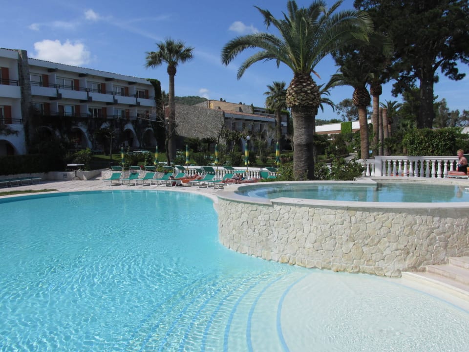 Separate Sitzbecken mit Überlauf  Aldiana Club Rocca Nettuno Calabria