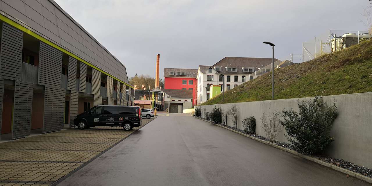 Außenansicht Riverside Hotel