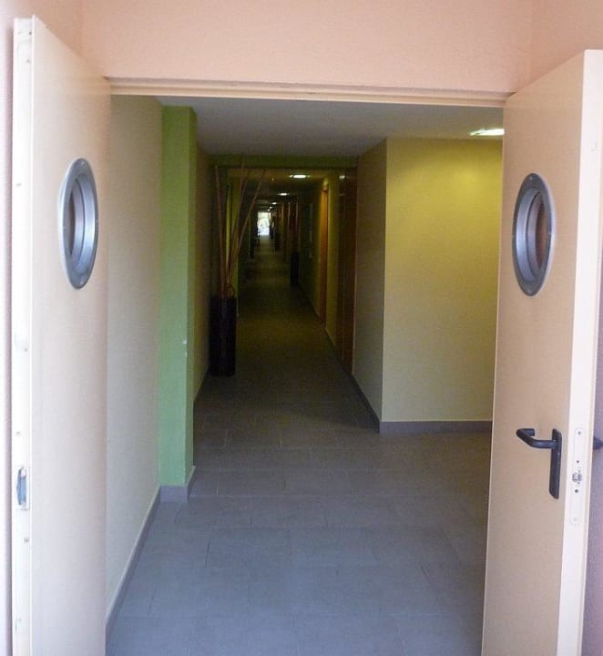 Viele lange Flure Apartamentos Cordial Mogán Valle