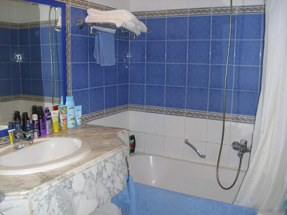 Badewanne und Waschbecken Houda Golf & Beach Club