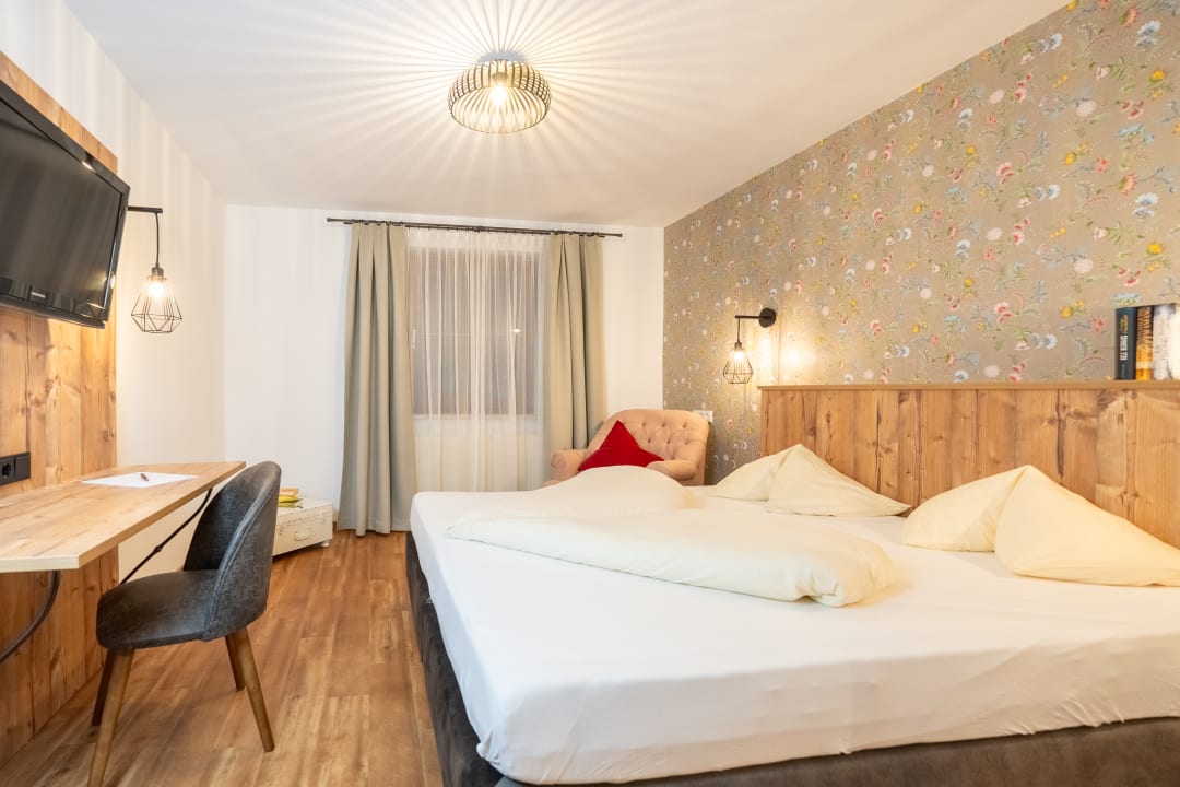 Zimmer Hotel Krone Tirol