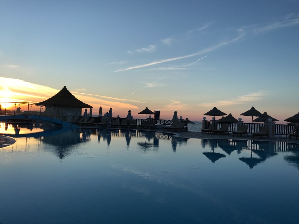 Pool Alexander Beach Hotel & Village Resort